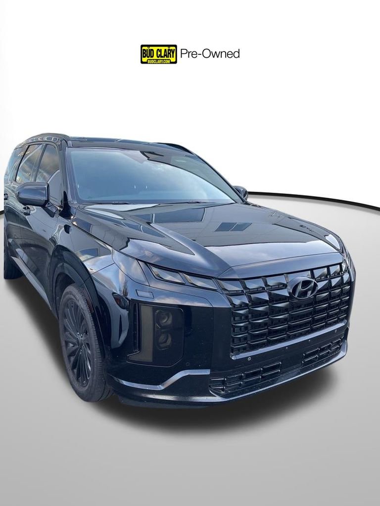 Used 2024 Hyundai Palisade Calligraphy image 1