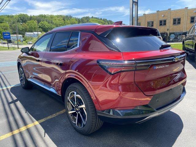 New 2025 Chevrolet Equinox EV LT image 4