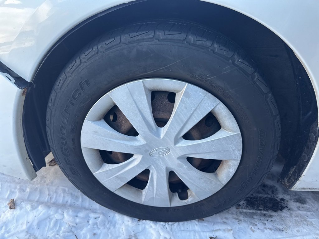 Used 2013 Subaru Impreza 2.0i image 11