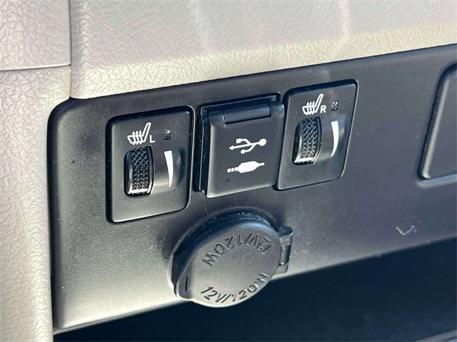 Certified 2020 Toyota Sienna XLE image 32