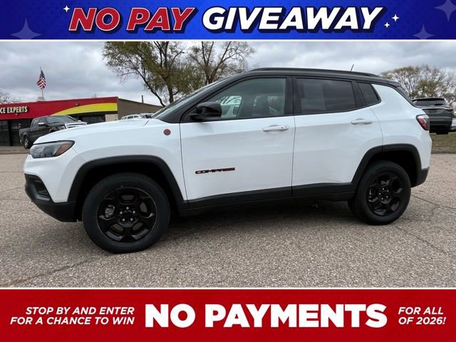Used 2023 Jeep Compass Trailhawk image 2