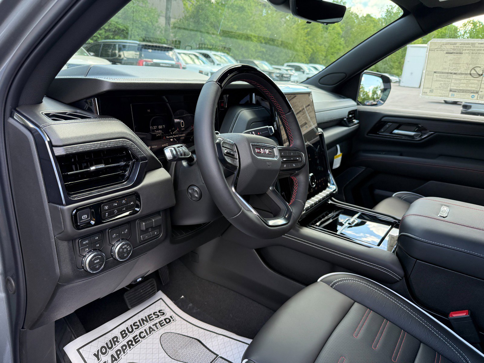 New 2026 GMC Yukon XL AT4 Ultimate w/ LPO, Floor Liner Package AWD/4WD image 13