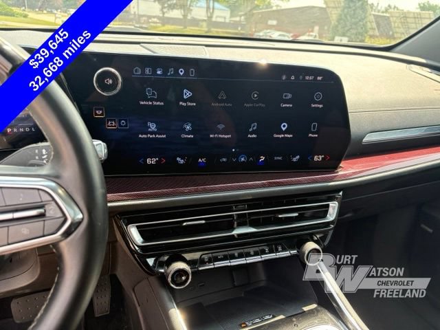 Used 2024 Chevrolet Traverse Z71 w/ Enhanced Driving Package AWD/4WD image 23