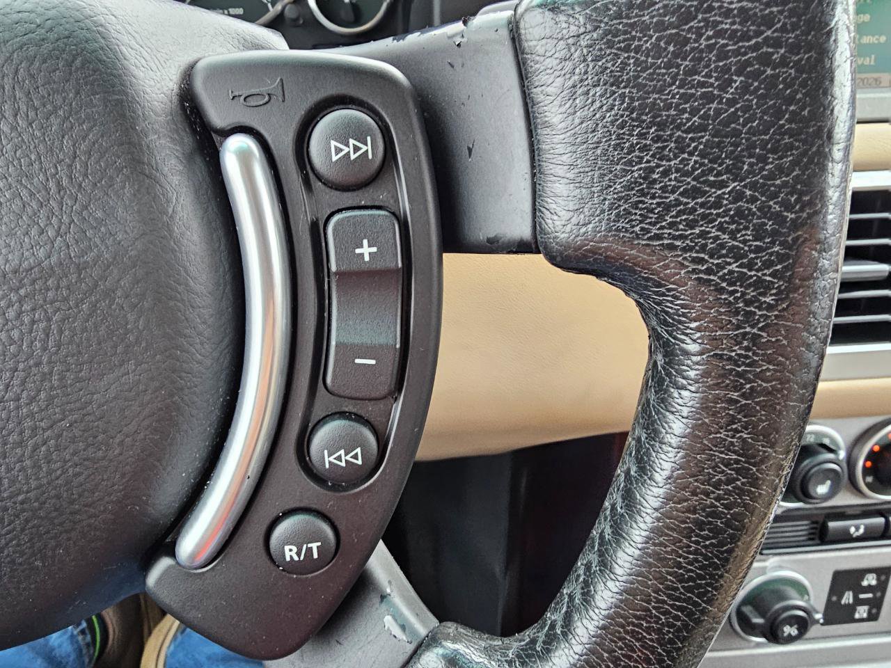 Used 2004 Land Rover Range Rover HSE AWD/4WD image 34