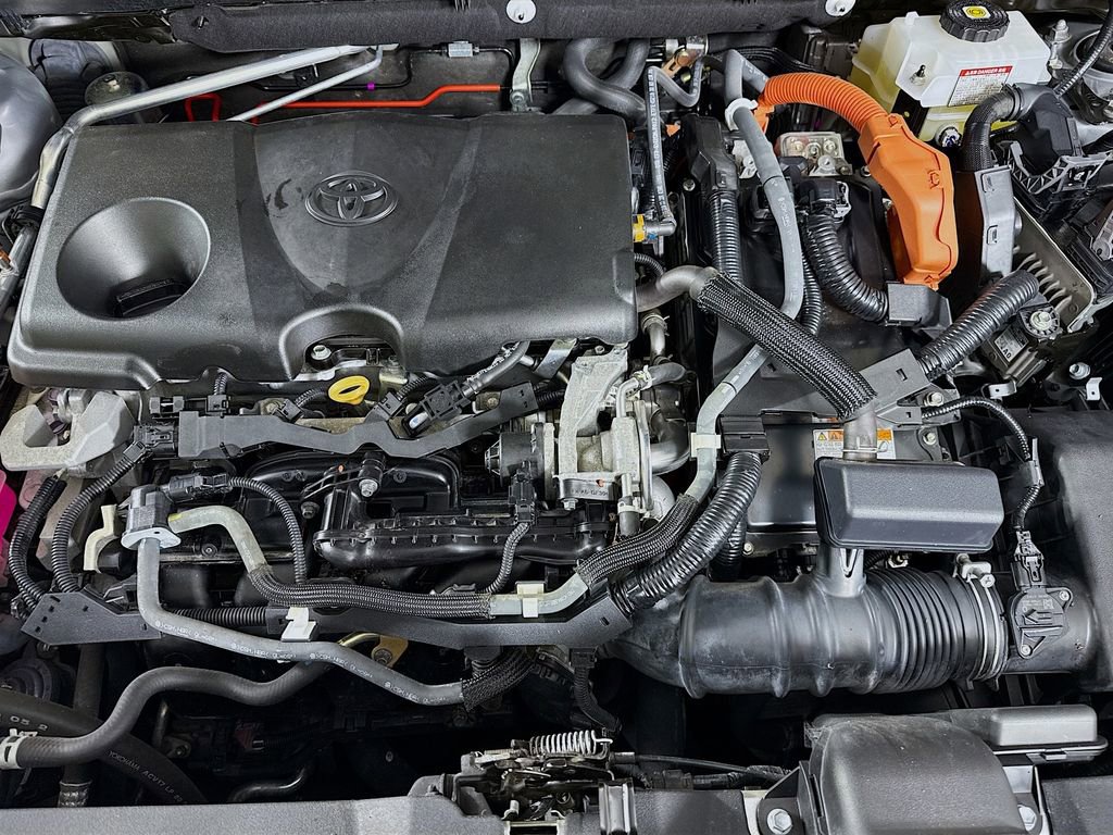 Certified 2021 Toyota RAV4 XLE w/ Convenience Package image 33