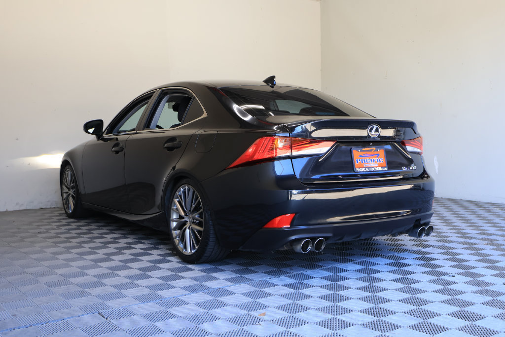 Used 2018 Lexus IS 300 w/ Accessory Package 2 RWD image 13