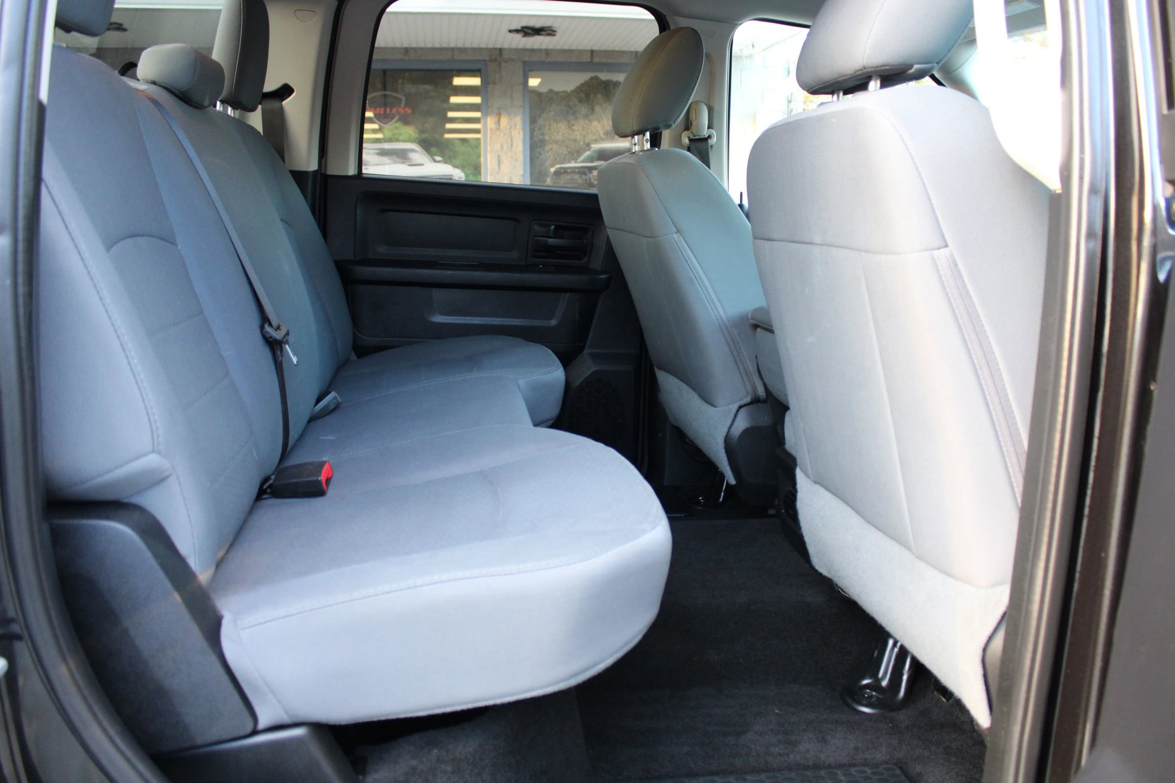 Used 2016 RAM 3500 Tradesman w/ Chrome Appearance Group image 20