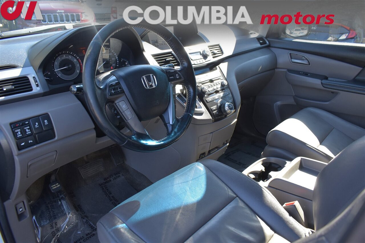 Used 2013 Honda Odyssey Touring image 2