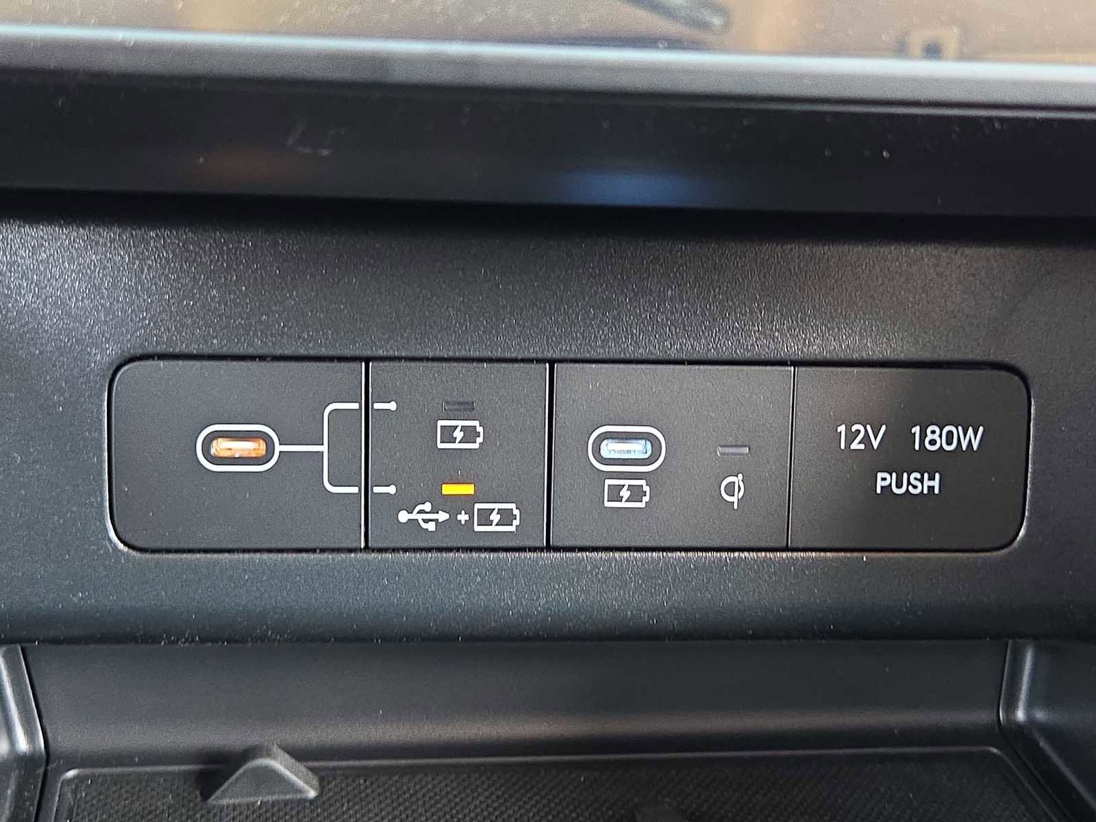 New 2025 Hyundai Sonata Limited image 30