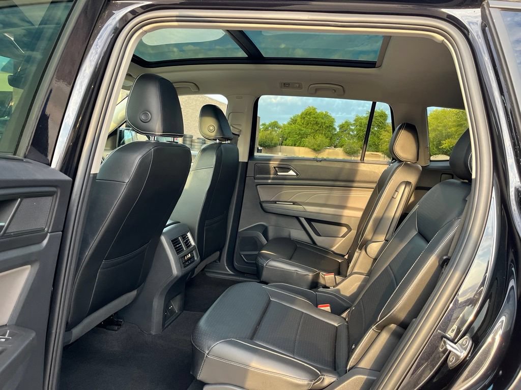 Used 2022 Volkswagen Atlas SE w/ Panoramic Sunroof Package AWD/4WD image 18