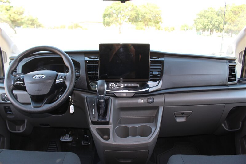 Used 2023 Ford Transit 350 XLT RWD image 19