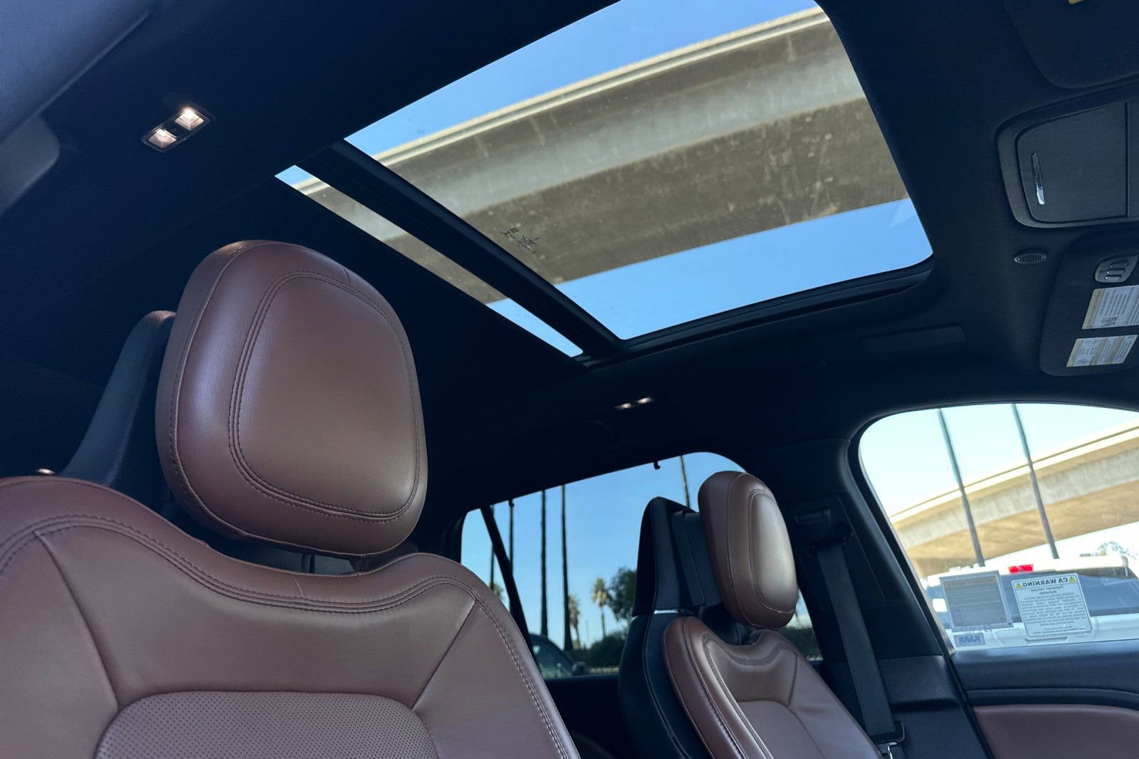 Used 2020 Lincoln Aviator Reserve w/ Equipment Group 202A AWD/4WD image 17