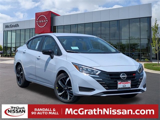 New 2025 Nissan Versa SR w/ Trunk Package