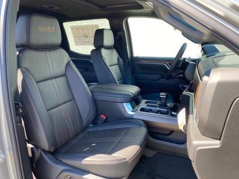 New 2025 Chevrolet Silverado 1500 High Country w/ Technology Package image 18