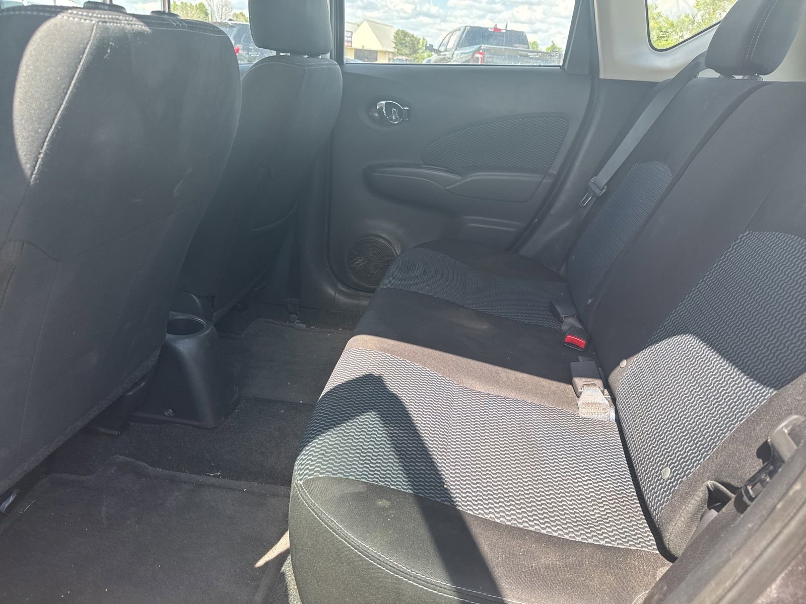 Used 2016 Nissan Versa Note SV FWD image 6