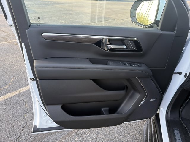 New 2026 Chevrolet Suburban LT w/ Comfort Package image 10