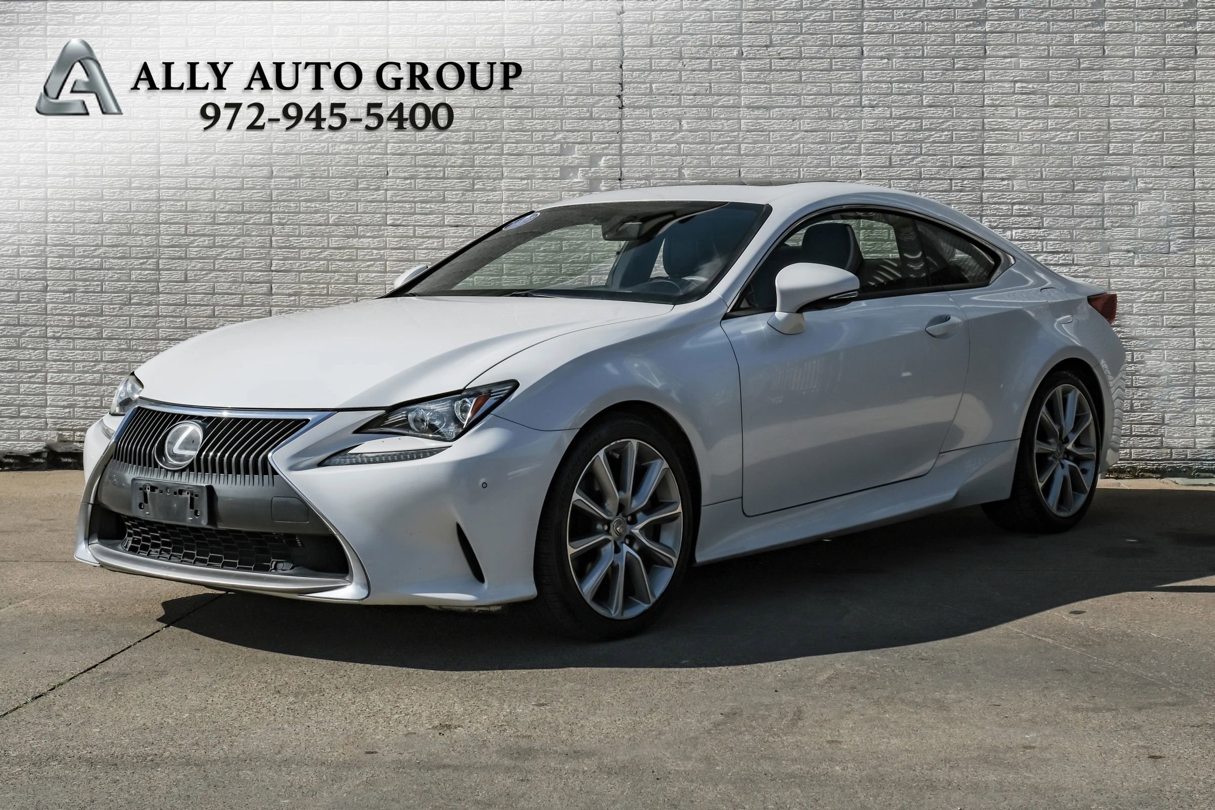 Used 2016 Lexus RC 350 w/ Luxury Package RWD image 1