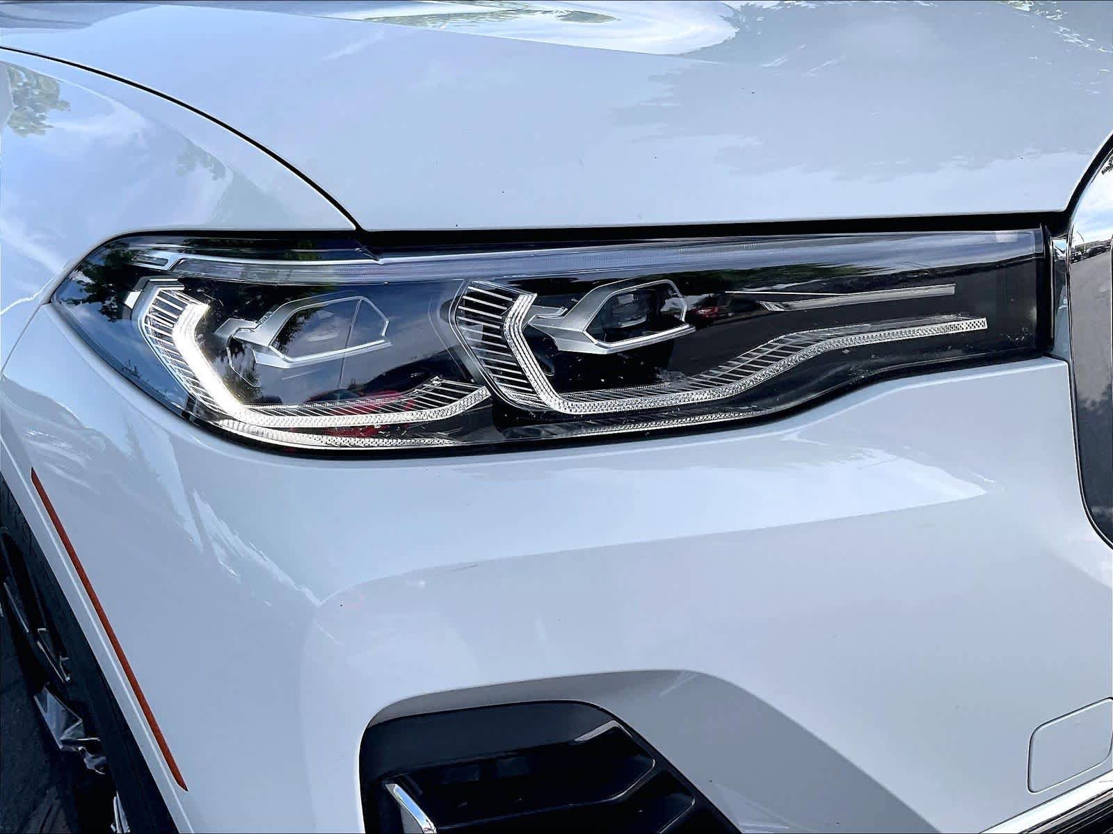 Used 2021 BMW X7 xDrive40i w/ Premium Package AWD/4WD image 29