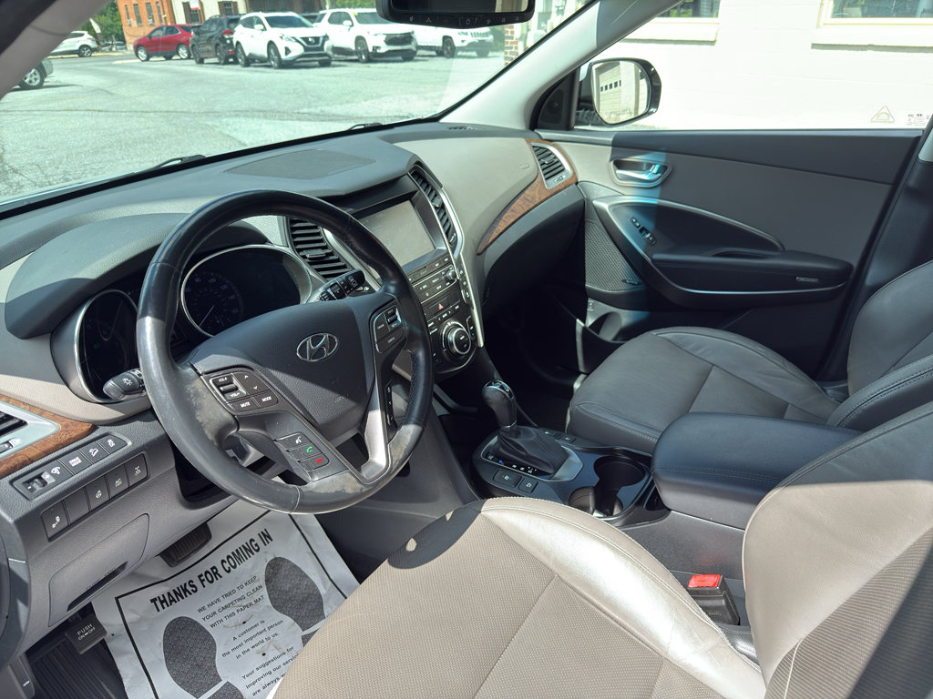 Used 2019 Hyundai Santa Fe XL AWD/4WD image 9