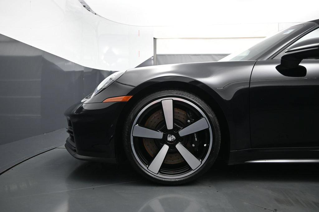 Certified 2026 Porsche 911 Targa 4S AWD/4WD image 8