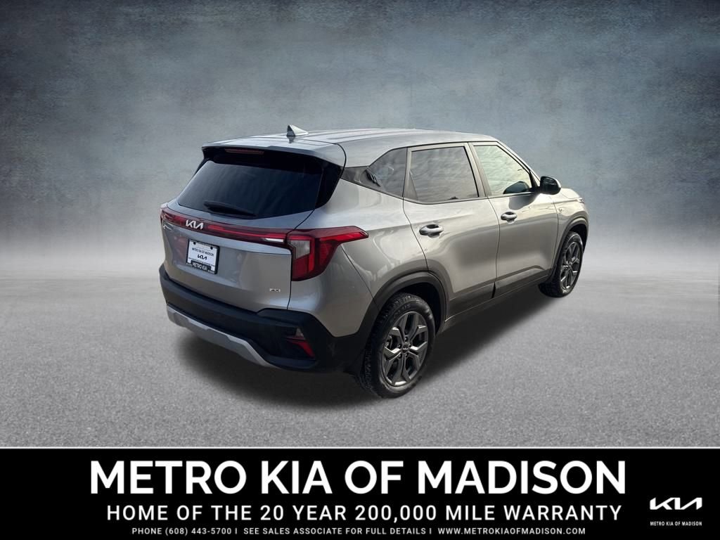 Used 2025 Kia Seltos LX image 6