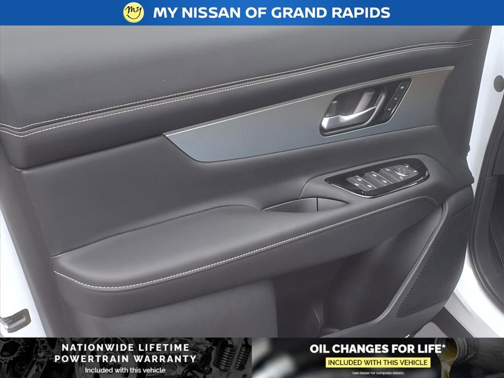 New 2025 Nissan Murano SL w/ Cargo Package image 5