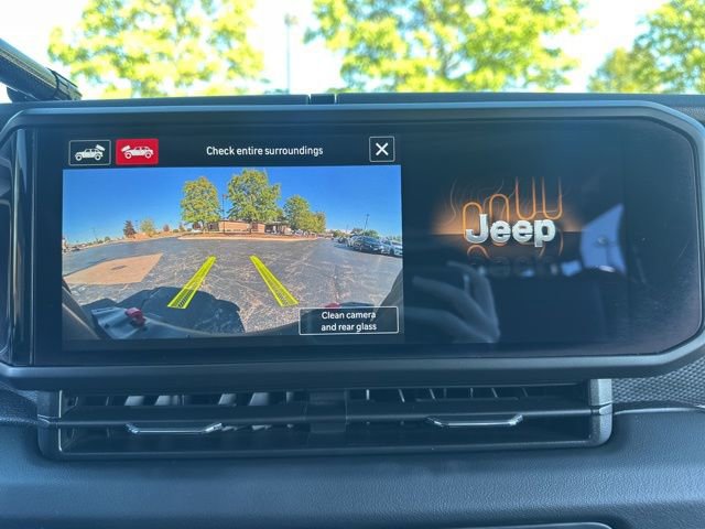 Used 2024 Jeep Wrangler Unlimited Rubicon w/ Technology Group image 45