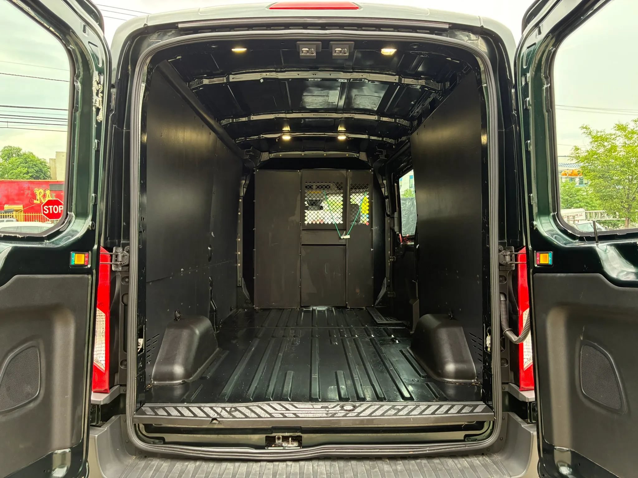 Used 2017 Ford Transit 150 148 Medium Roof RWD image 22