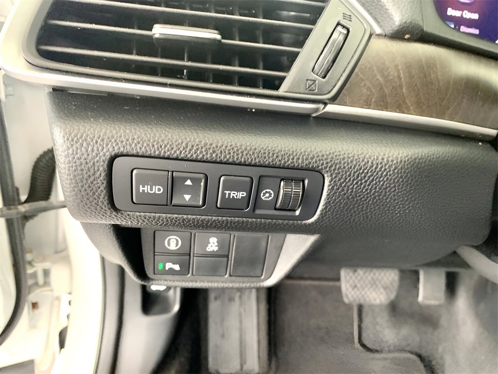Used 2018 Honda Accord Touring image 27