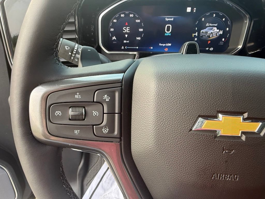 Used 2026 Chevrolet Silverado 1500 High Country w/ High Country Premium Package AWD/4WD image 32