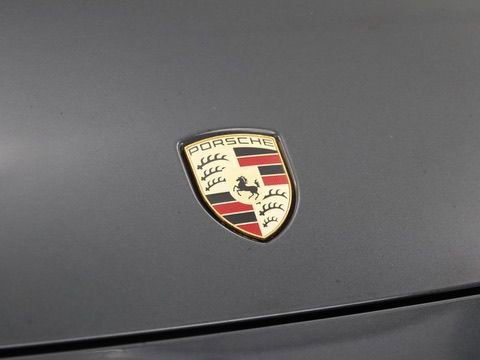 Used 2018 Porsche Panamera 4S AWD/4WD image 9