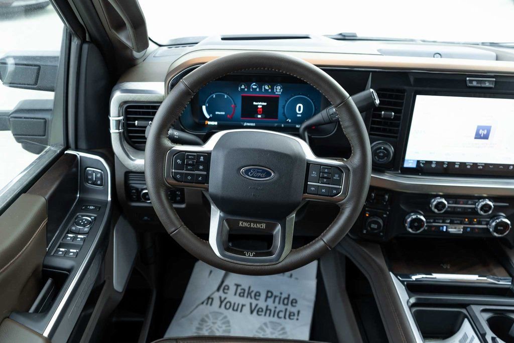 New 2026 Ford F350 King Ranch w/ FX4 Off-Road Package image 16