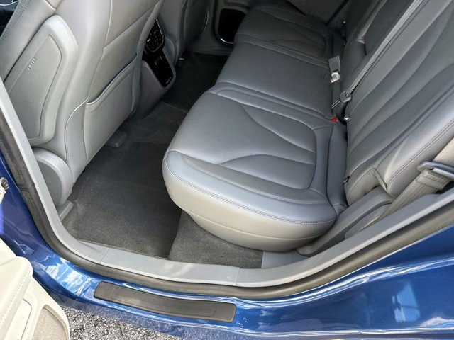 Used 2020 Lincoln Nautilus Reserve FWD image 14
