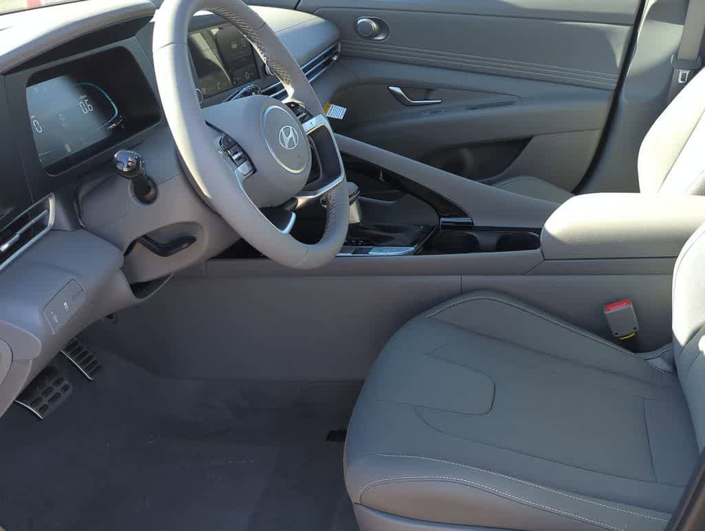New 2026 Hyundai Elantra SEL Sport Premium FWD image 15