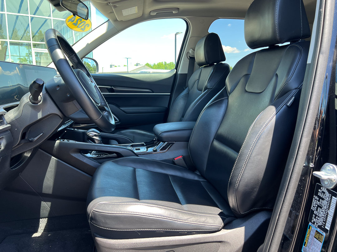 Used 2024 Kia Telluride S w/ S Sunroof Package FWD image 15