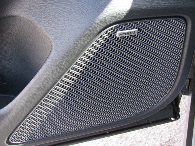 New 2026 Mitsubishi Outlander ES image 16