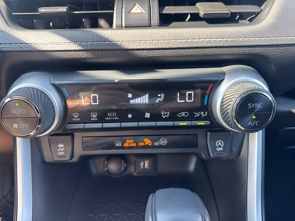 Used 2023 Toyota RAV4 XLE AWD/4WD image 19