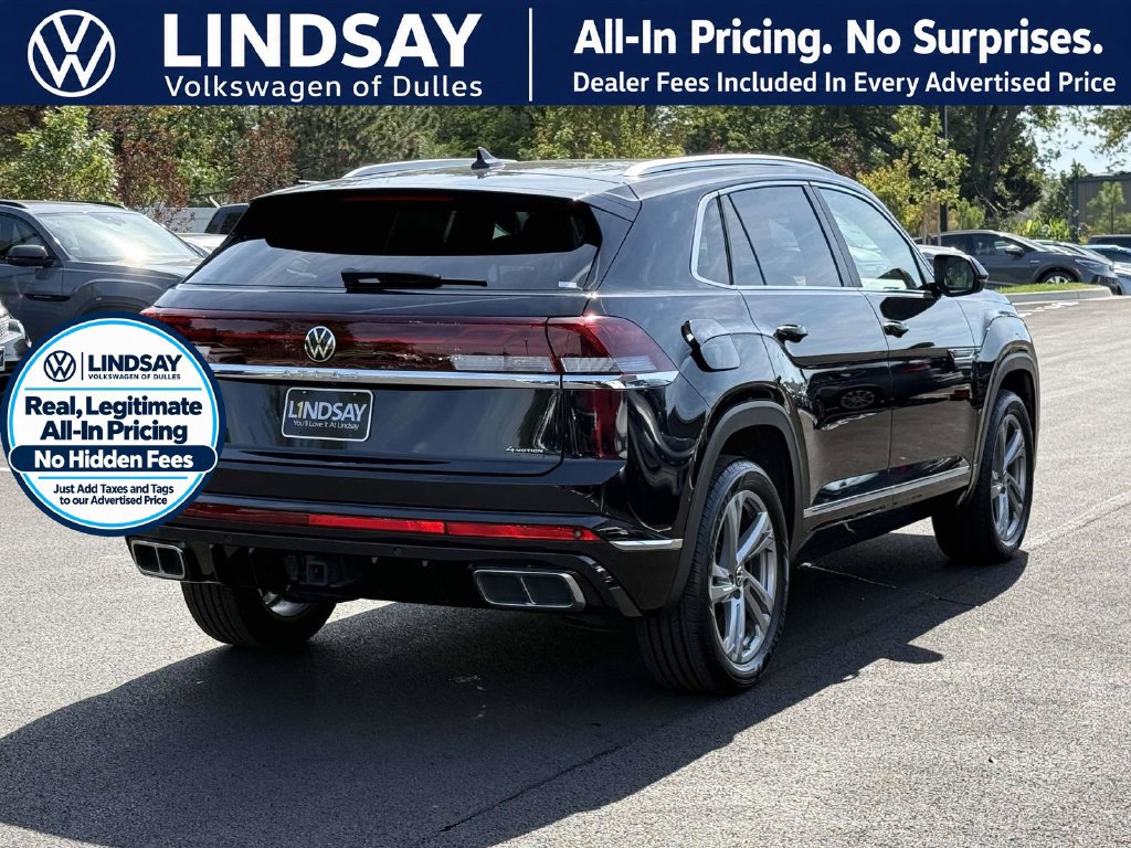 Used 2024 Volkswagen Atlas Cross Sport SEL R-Line AWD/4WD image 7