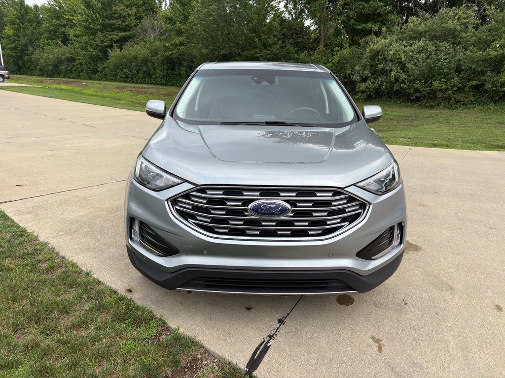 Used 2022 Ford Edge Titanium AWD/4WD image 12