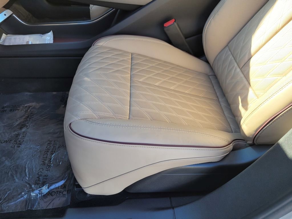 New 2026 Cadillac Lyriq Signature Luxury image 13