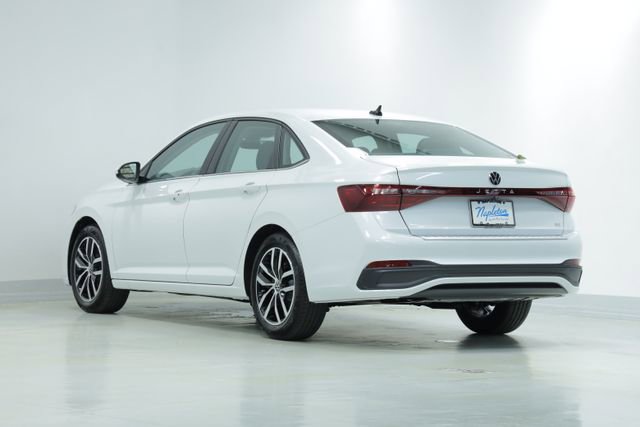 New 2025 Volkswagen Jetta SE image 6