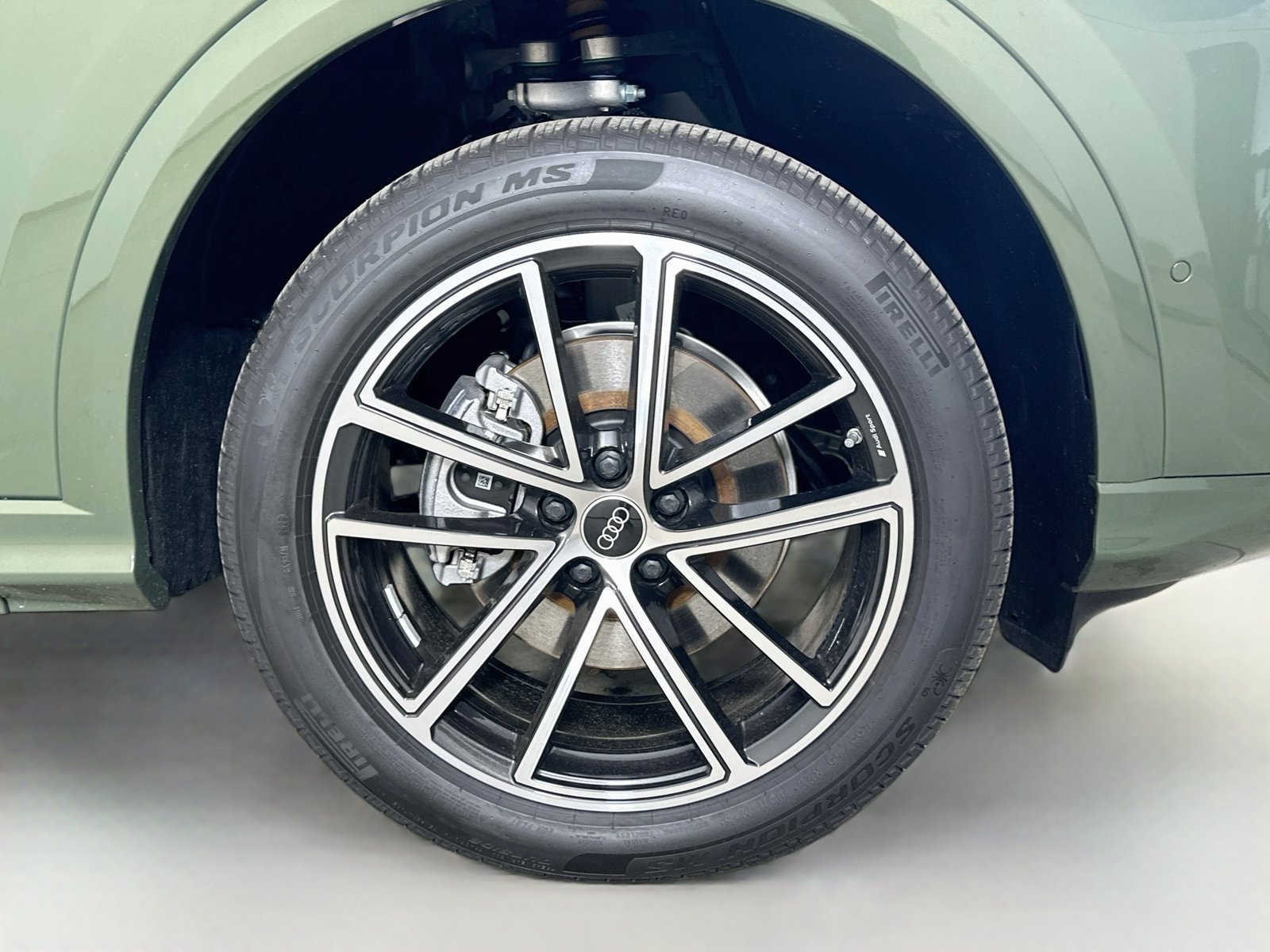 New 2026 Audi Q5 Premium Plus AWD/4WD image 11