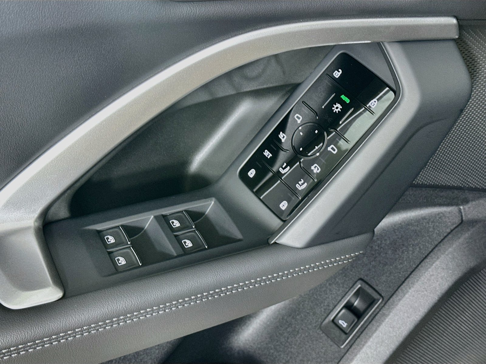 New 2026 Audi Q5 2.0T AWD/4WD image 16