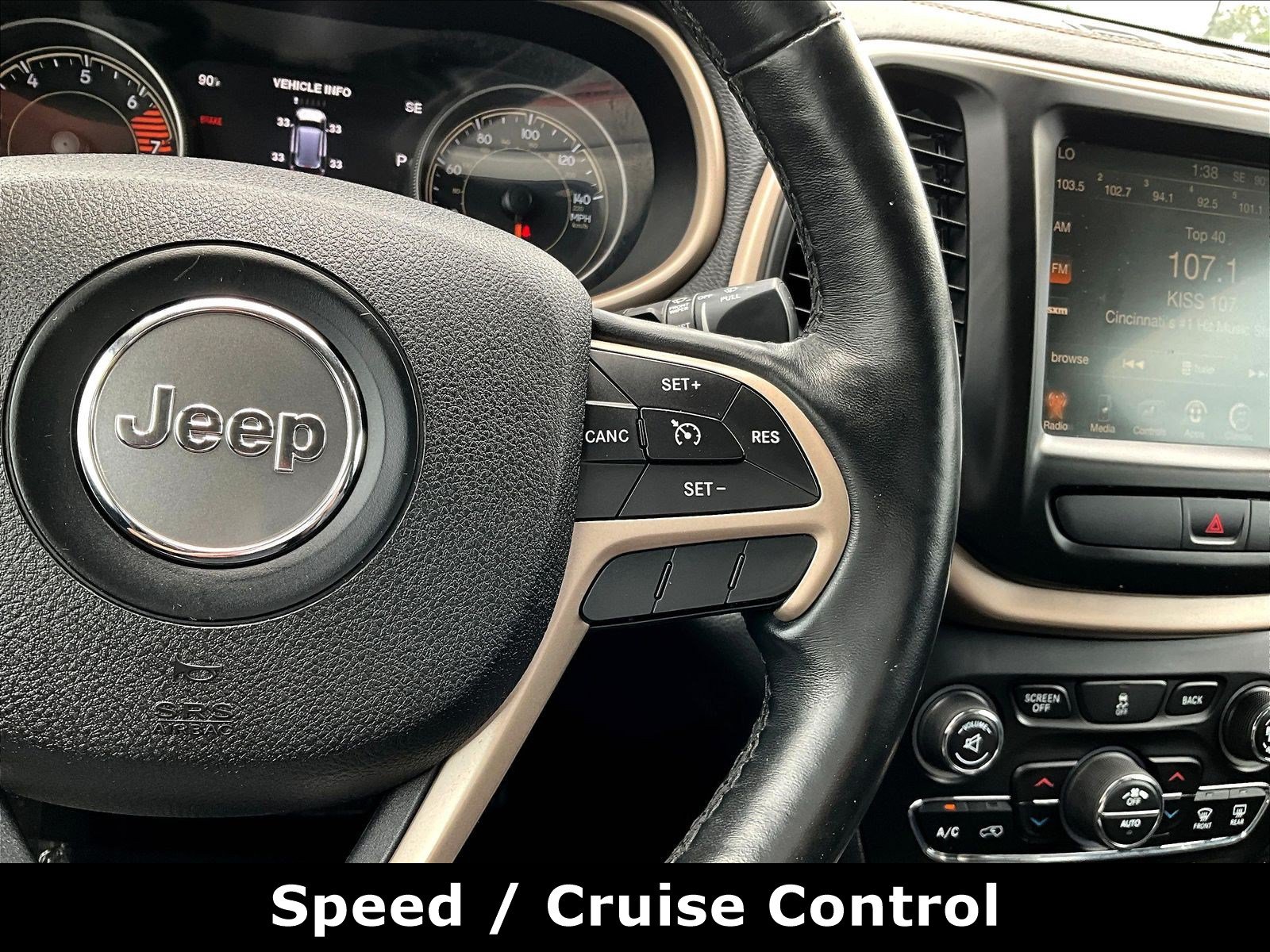 Used 2017 Jeep Cherokee Limited FWD image 11