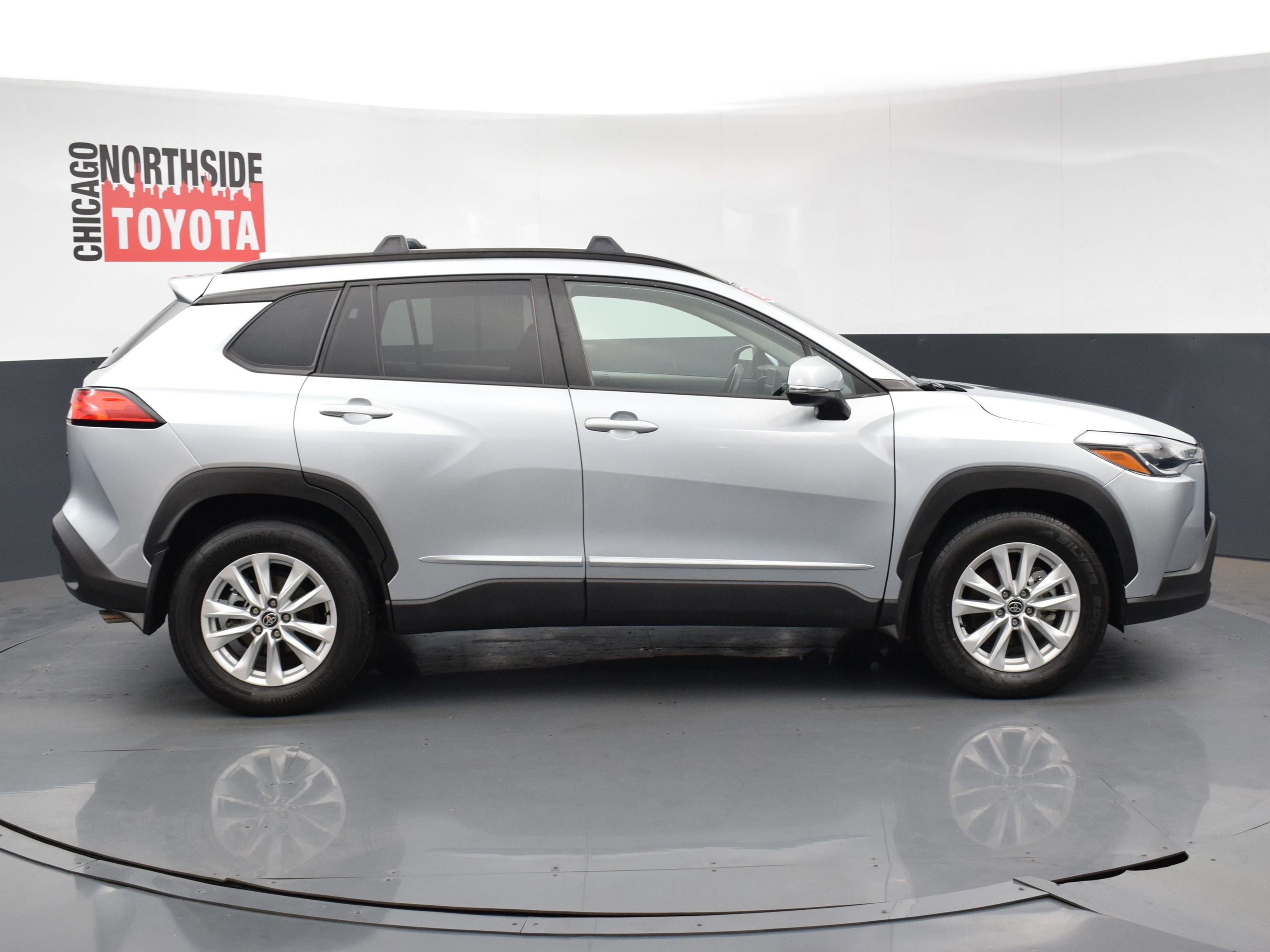 Used 2023 Toyota Corolla Cross LE w/ Black Badges Package (TMS) image 5