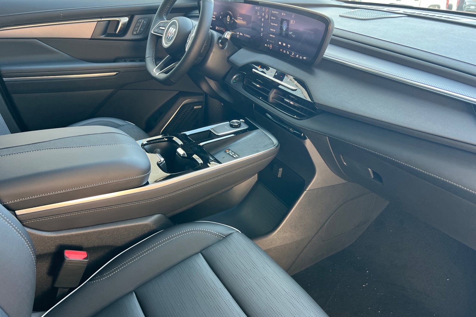 New 2026 Buick Enclave Sport Touring w/ Power Package image 16