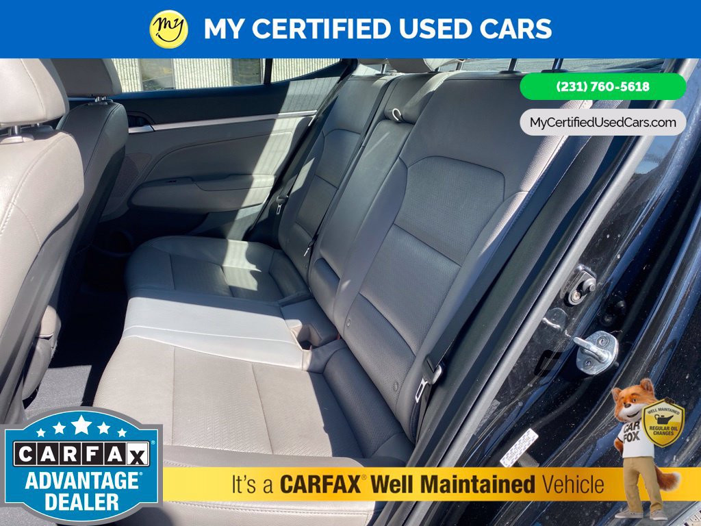 Used 2019 Hyundai Elantra Limited FWD image 18