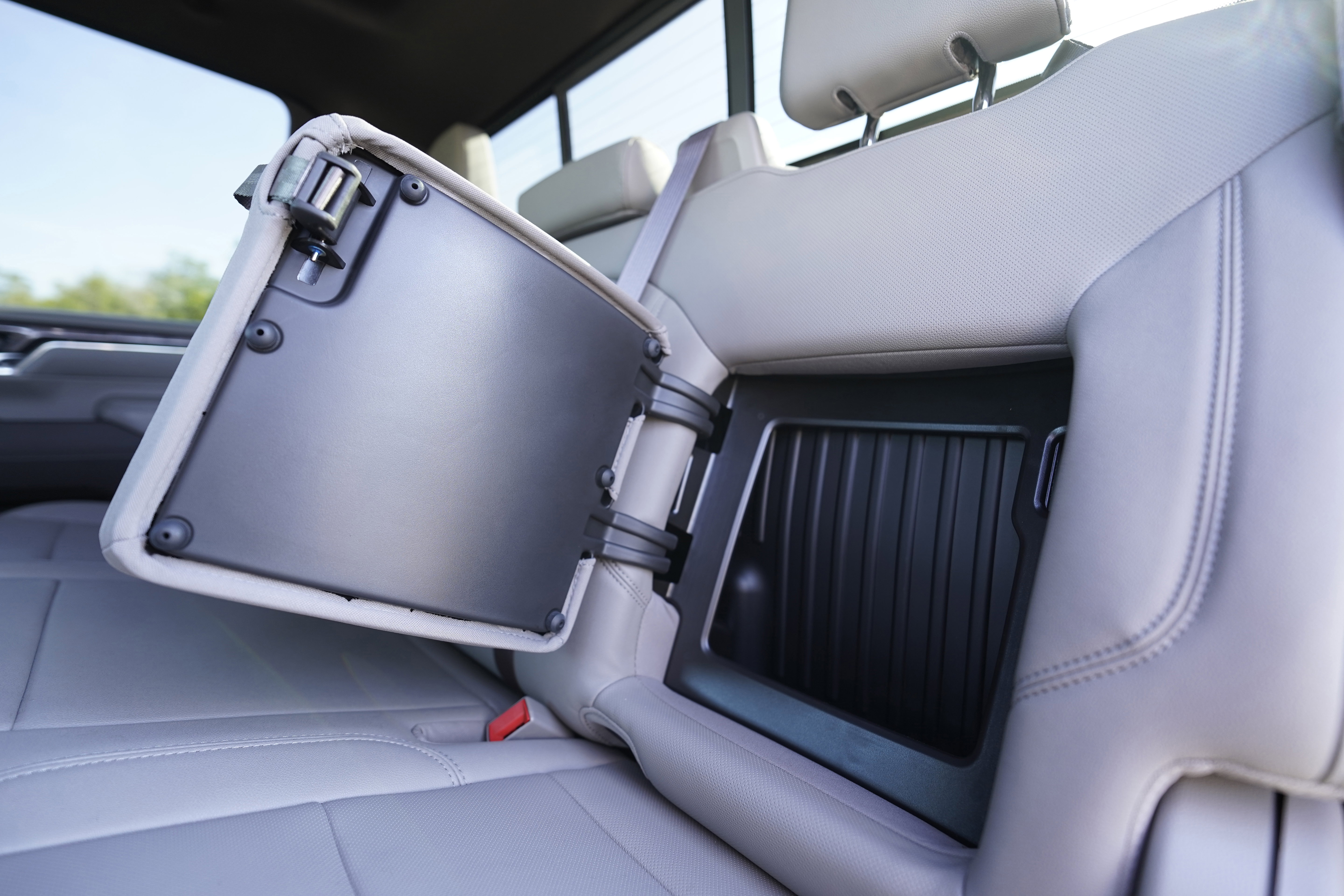 Used 2024 Chevrolet Silverado 3500 LTZ w/ LTZ Plus Package image 13