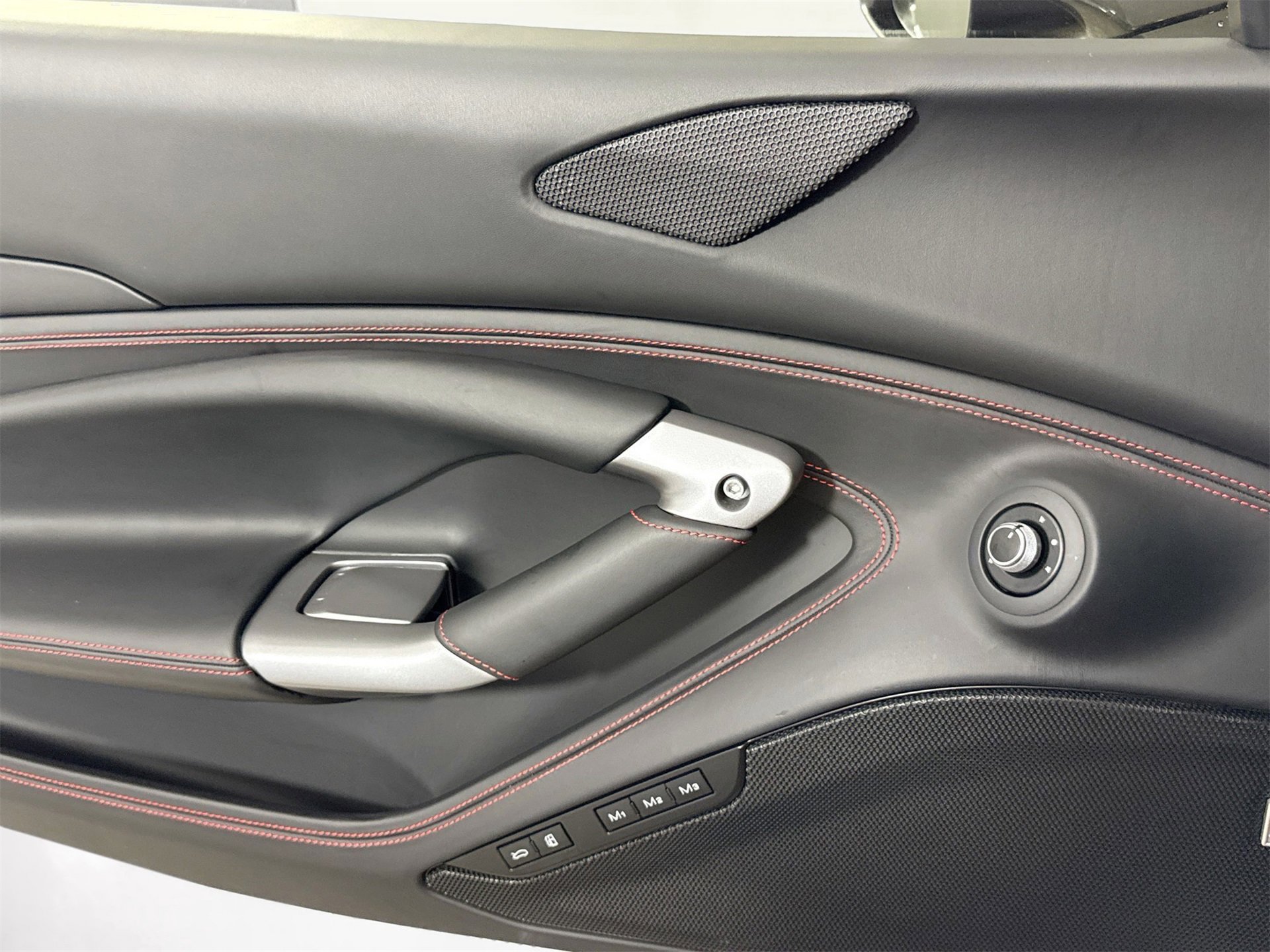 Certified 2021 Ferrari F8 Tributo image 22