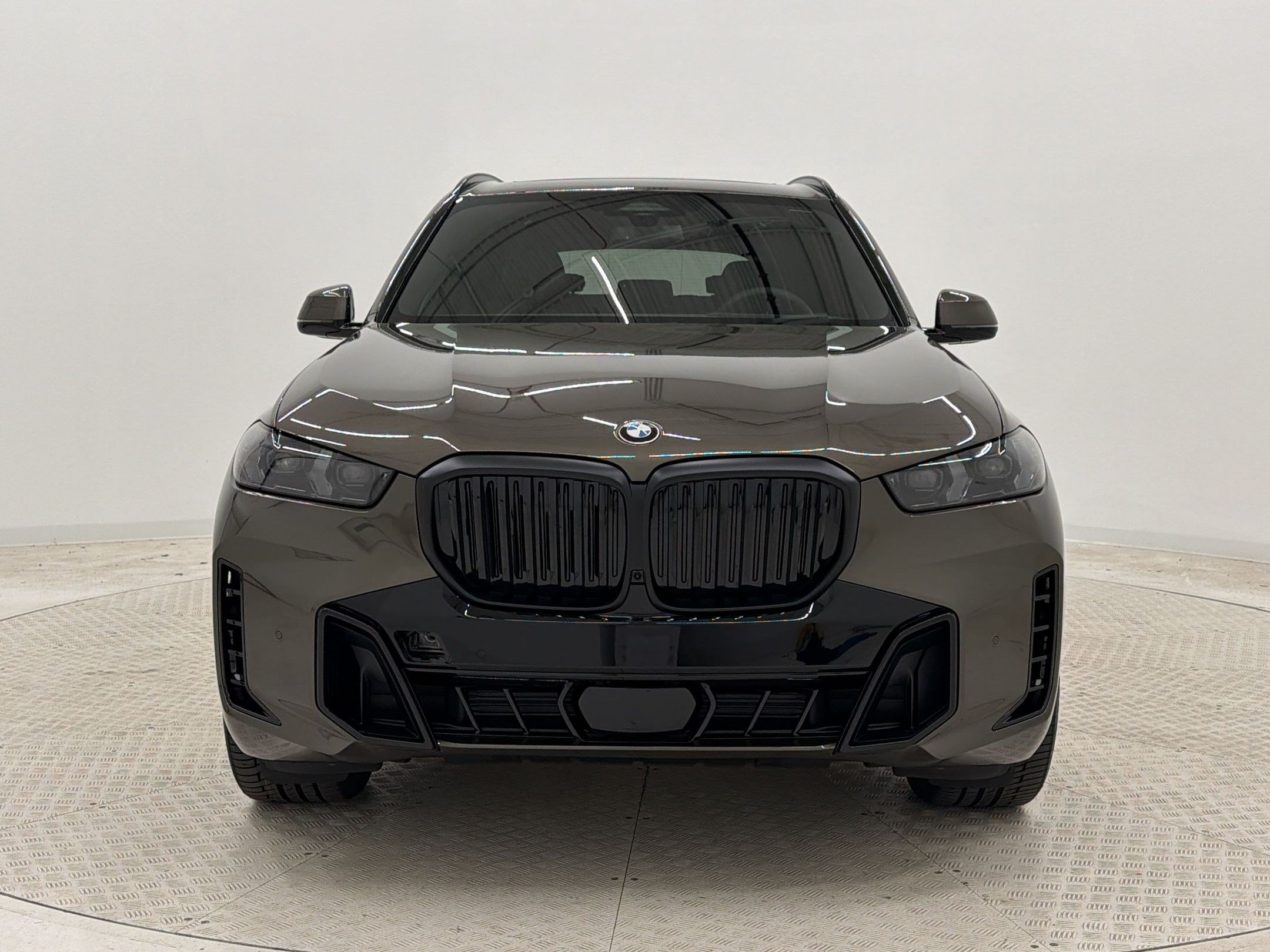 New 2026 BMW X5 xDrive40i w/ M Sport Package AWD/4WD image 6